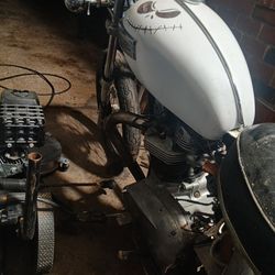 1965 Triumph TR6 650 – Runs & Rides – Vintage British Motorcycle Project