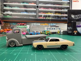 Jada / Hotwheels 2 car set