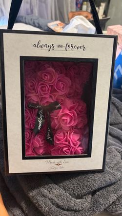 artificial pink flower bear
