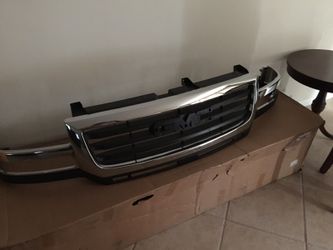 2003-2006 GMC Sierra 2500HD grill