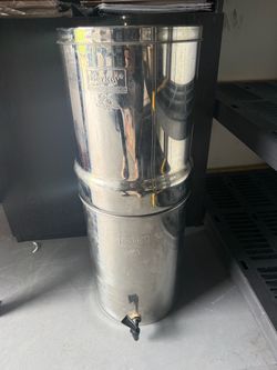 Berkey Stainless Steel Gravity Water Filter System