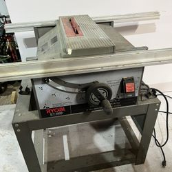 Ryobi Bt 3000 Table Saw With Extension Wing Router Wing.