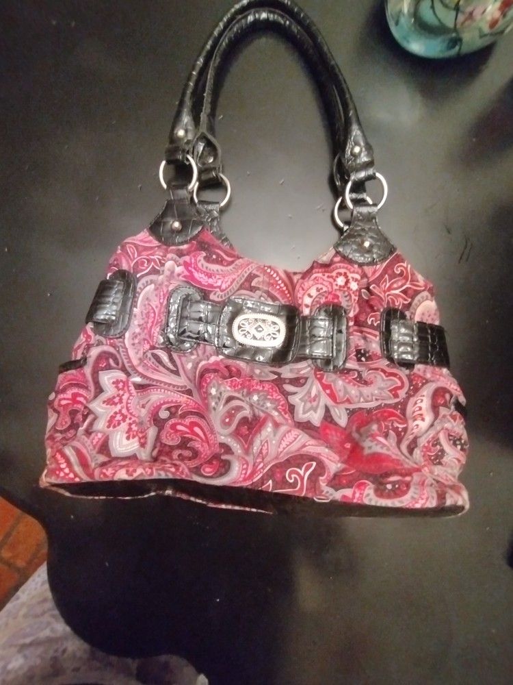Pretty In Floral Bag
