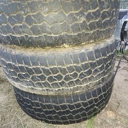 4 Patagonia USED Tires