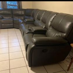 *Weekend Special!!!*---Bold Madrid Gray Leather Reclining Sectional Sofa---Now $1399!!!---Delivery And Financing🙌
