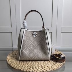 TORY BURCH McGraw Small Bucket Bag