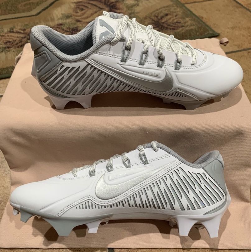 Nike Vapor Edge Pro 360 2 Men's Football Cleats (Size: 7)