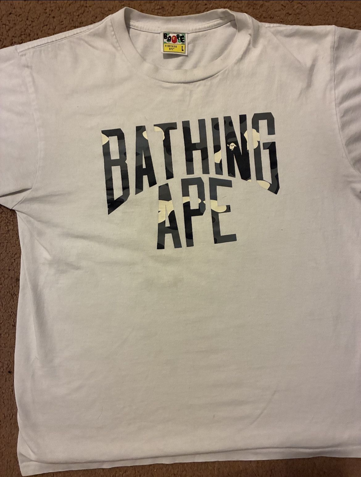 Size Large Men’s Bape Shirt