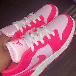 BRAND NEW JORDAN 1s Size 5.5y ‼️😍