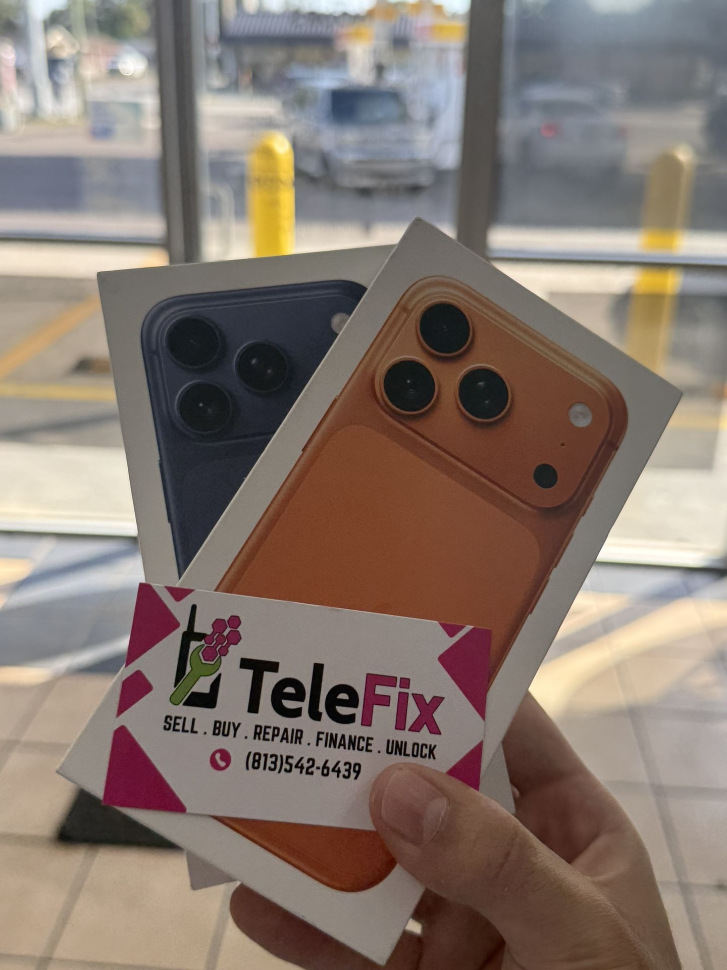 IPHONE 17 PRO (all Colors Available )