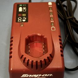 Snap-on Tools 14.4 V Battery Charger