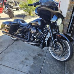 2018 Harley Streetglide 107 Milwaukee 8