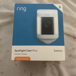 Ring Spotlight Cam Plus With Battery