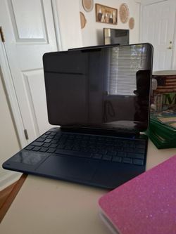 IPad Air 11 inch with case and keyboard