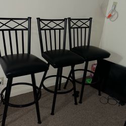 Rotating Metal Barstool 