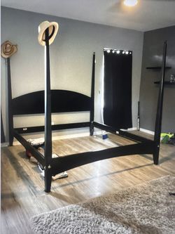 Beautiful King Size Post Bed Frame With Matching Dresser && Mirros