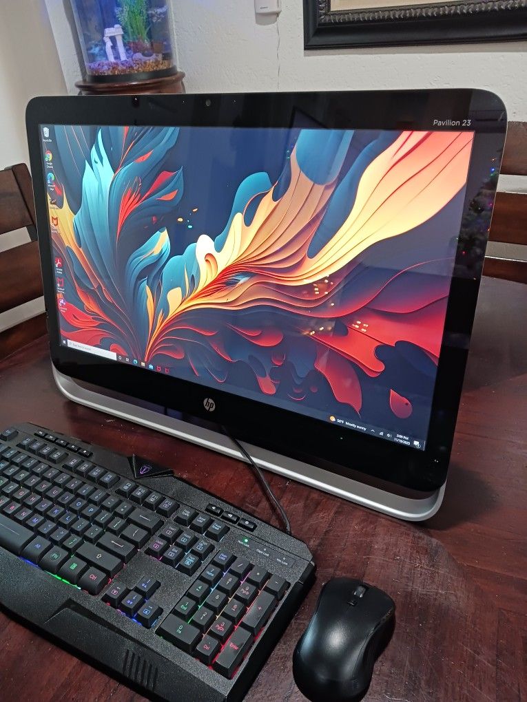 Hp Pavilion 23 All in one desktop Computer Windows 10. TouchScreen. Good Condition. wifi. Webcam. dvd Writer. 1 Tb Hard Drive. 24 inches scree
