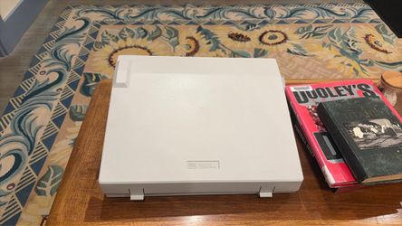 Working great Smith Corona Portable Typewriter with Case