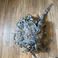 Army Rugsack With Back Brace 