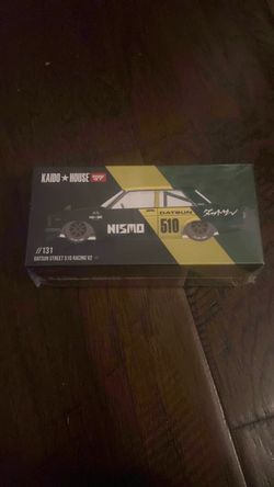 Kaido House x Mini GT 1:64 Datsun Street 510 Racing V2 Black Yellow KHMG131