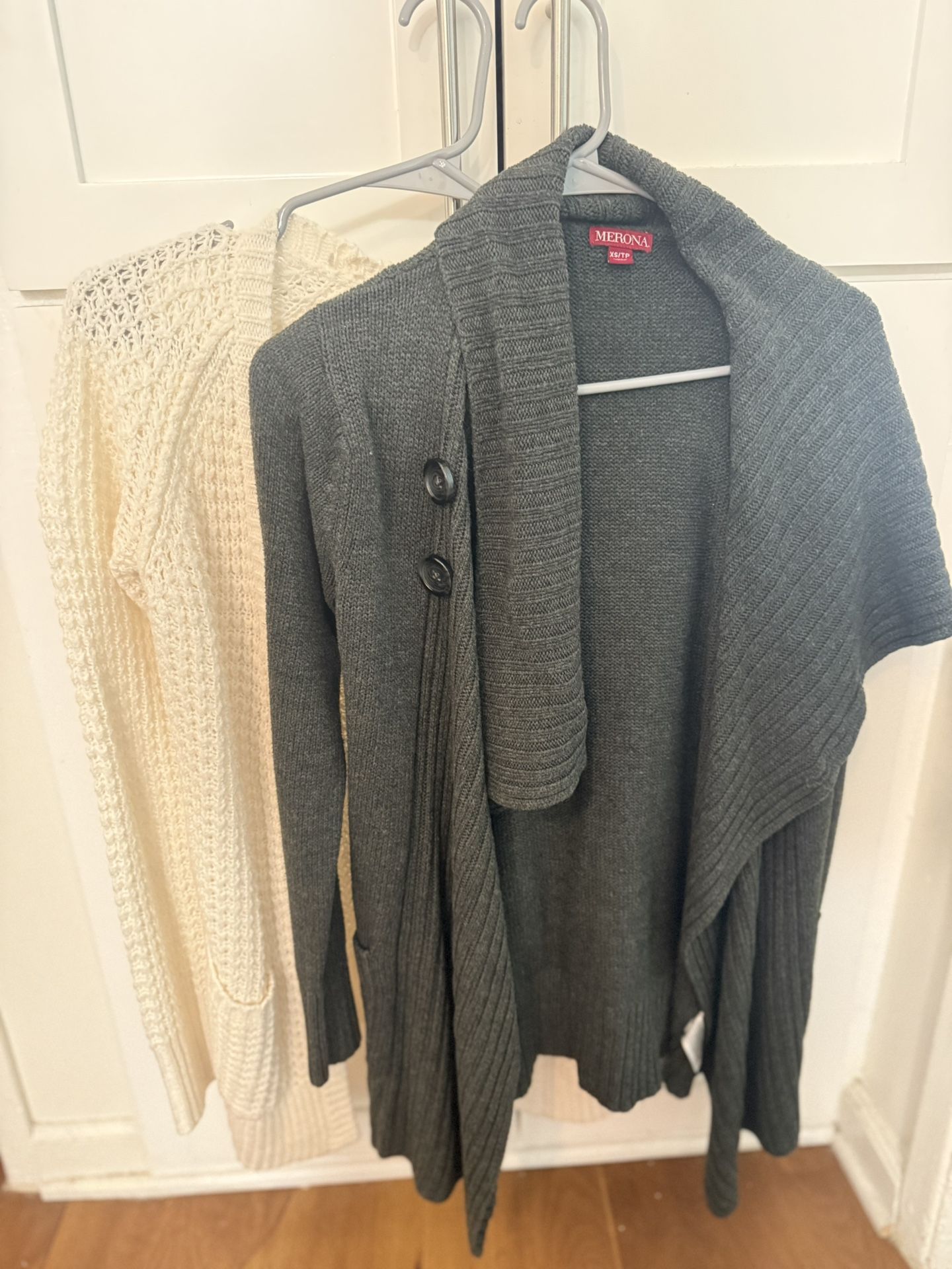 Cardigan sweater