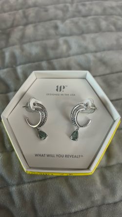 Diamond earring