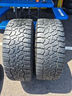 PAIR OF LT285/70R17 FALKEN