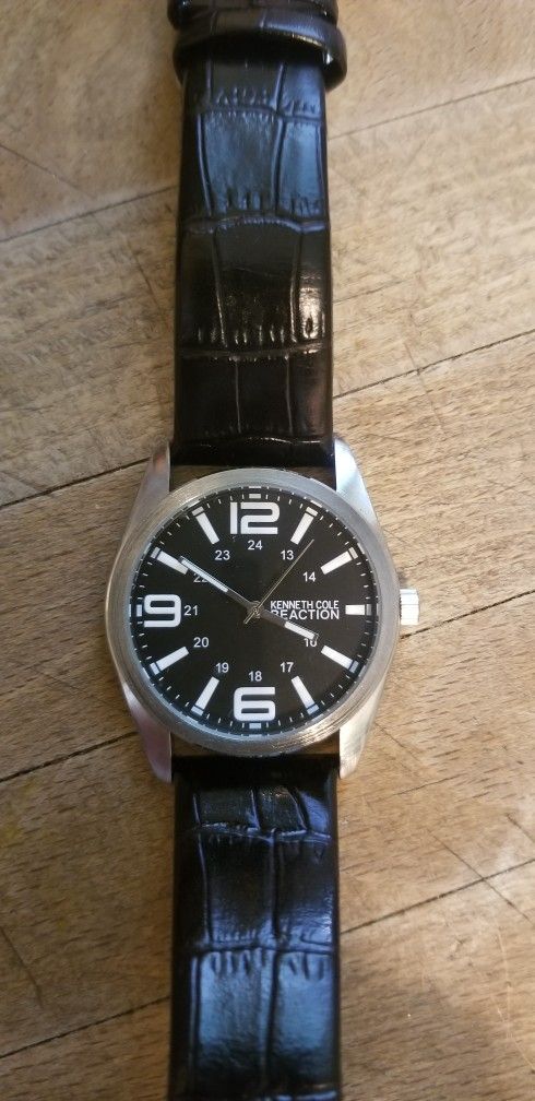 Kenneth Cole black watch with brown leather band A126-11 space RK5106 water resistant