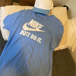 Nike T-Shirt Dri Fit XL & Jordan Hat