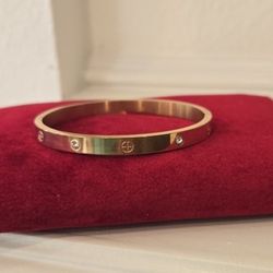 Brand New Rose Gold Bangle Bracelet