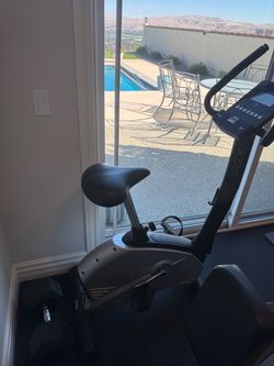 BH Fitness Upright Exercise Bike