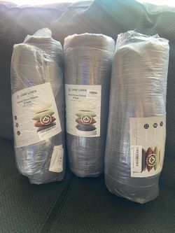 Sofas pillows
