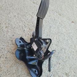 2009-2014 NISSAN MURANO Accelerator Gas Pedal Assembly