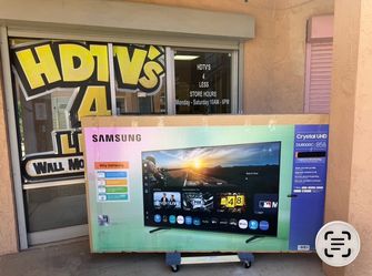 55 Samsung smart 4K HDTV 120 Hz $55 down our financing for delivery six month warranty