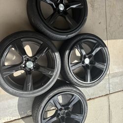 Chevy Camaro SS rims 20”