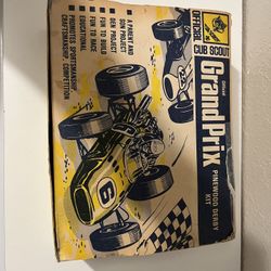 Vintage Buy Scouts Pinewood Derby Kit. (all There)