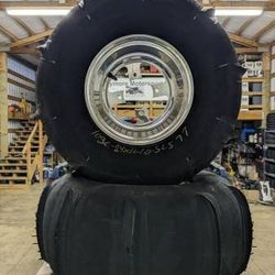 New set of 10 Gliders 24x12x10 SLS, on 10x8 drag cuts for sale. Wheels are 4/115. In stock now