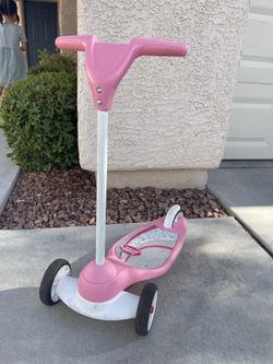 Radio Flyer Pink Kids 3-Wheel Scooter 粉色儿童三轮滑板车