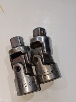 Vintage V Craftsman Swivel 3/8 Drive