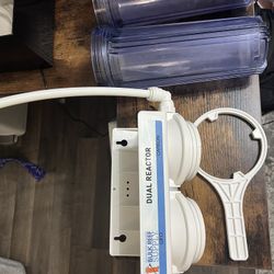 Media Reactor (BulkReefSupply)  USED