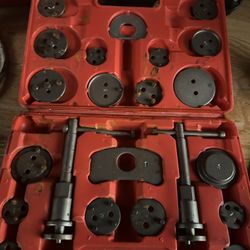 brake caliper compression