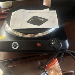This is a portable electric single-burner hot plate, 