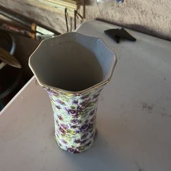 Vase in good shape old