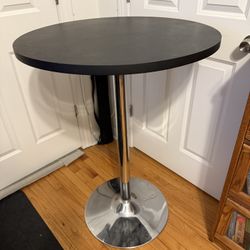 Round Bar Table