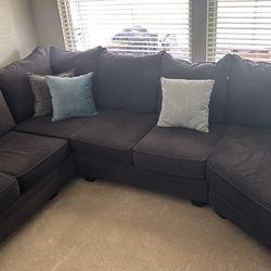 Sectional couch