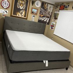 Beautiful Adjustable King Size Bed With Casper Mattress, Headboard, Remote Control In Good Conditions