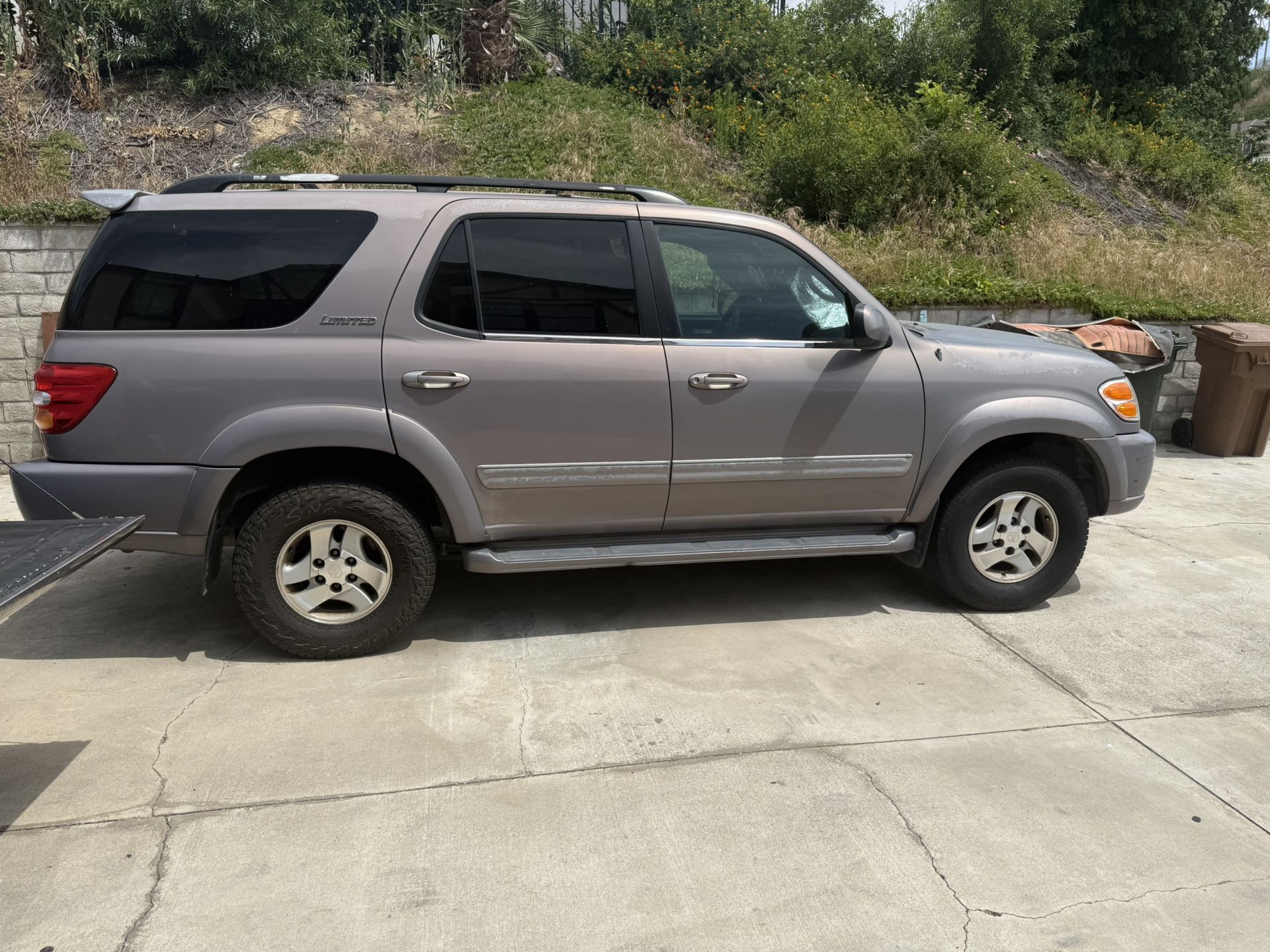 2002 Toyota Sequoia