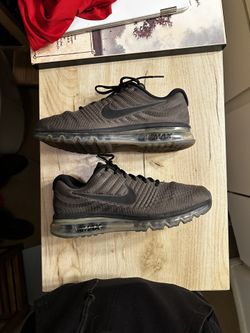 Nike Mens Air Max 2017 Green Khaki/black Size 11