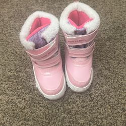 Snow Boots