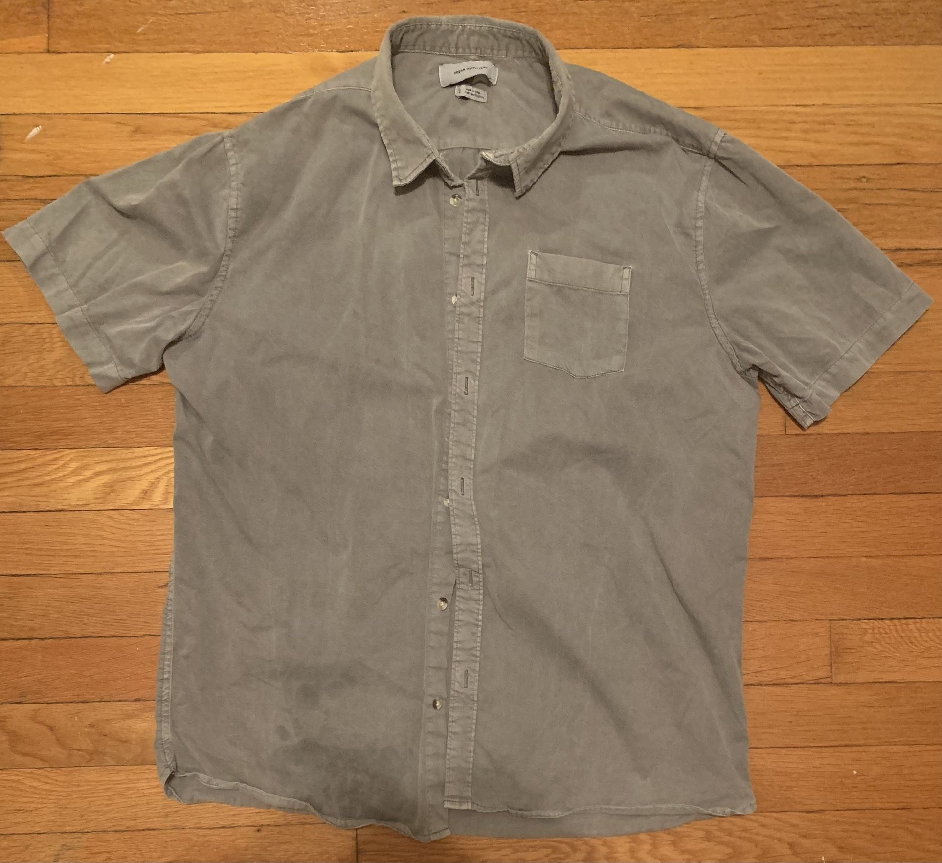Urban Outfitters Gray s/s button shirt, SizeL ttsL